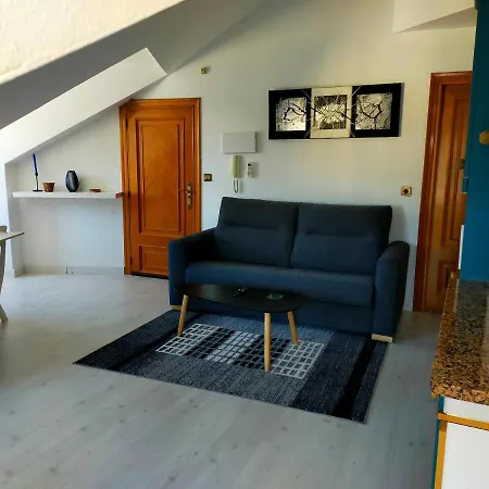 Apartamento En El Casco Antiguo De Ponferrada Exterior photo